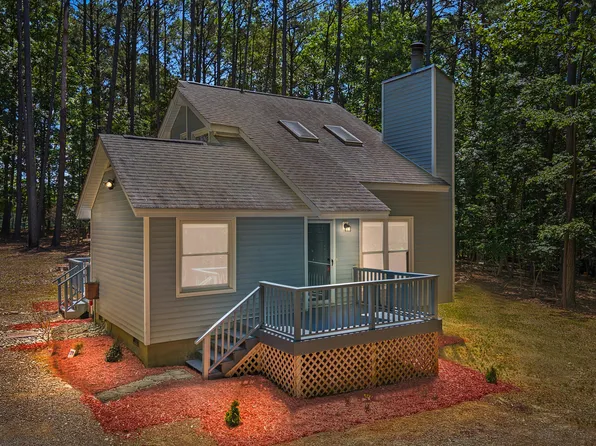 9506 Coachman Rd, Chapel Hill, NC 27516