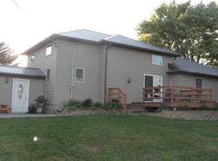 4405 SE Oasis Rd, West Liberty, IA 52776