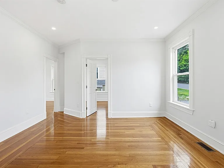 106 Dean Ave #1 — Photo 29