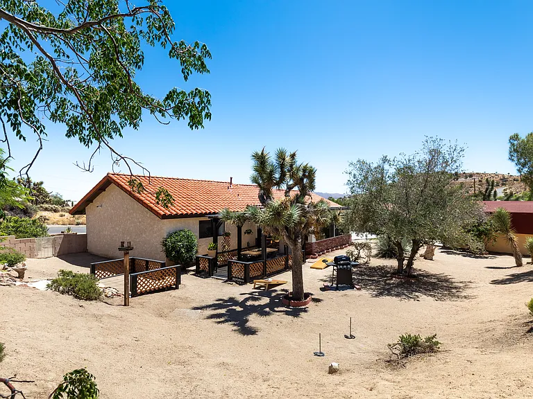 7592 Pinon Dr — Photo 38