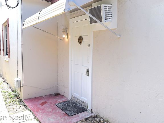 2nd image of 1344 NW 1st Ave #2