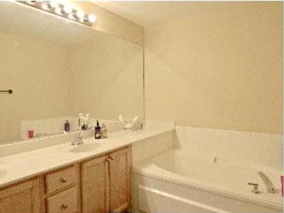 1st image of 7420 Lincoln Ave #D