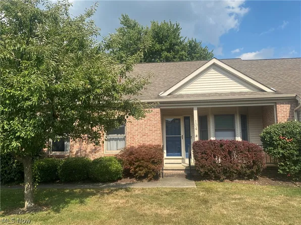 104 Waters Edge Dr, Elyria, OH 44035