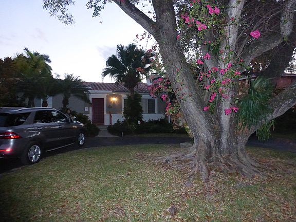 3rd image of 1236 Aduana Ave