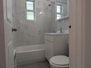 32-06 200th St #3-F, Flushing, NY 11358