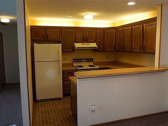 5th image of 2336 N Walden Dr