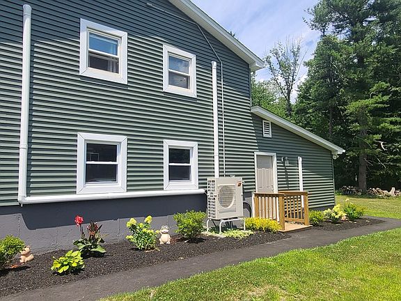 Side of House Tenants 2nd Egress
