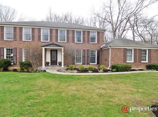 24 Regent Ln, Lincolnshire, IL