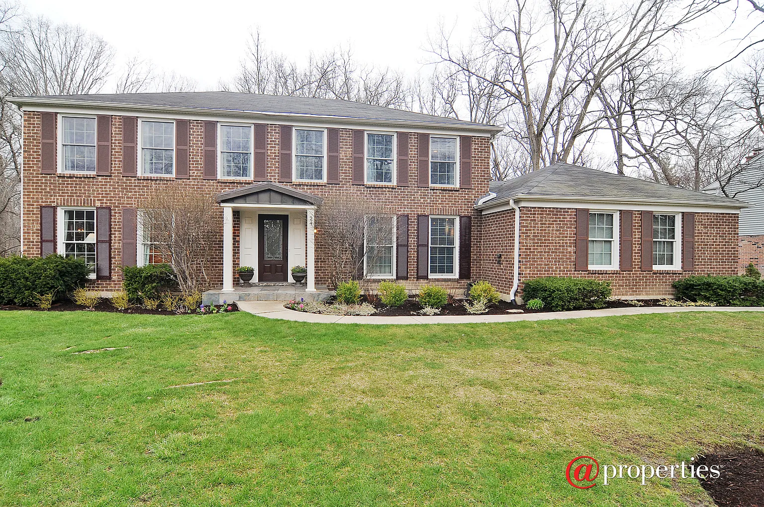24 Regent Ln photo 1