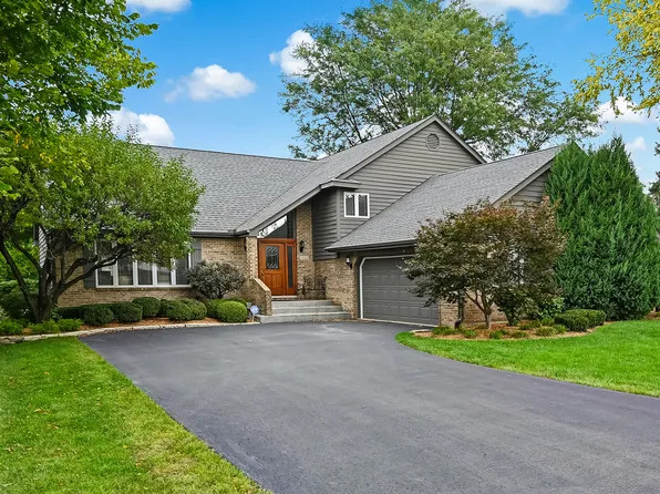 1804 Woodview Ct, Darien, IL 60561