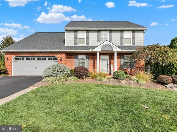 2306 Overland Ave, Sinking Spring, PA 19608