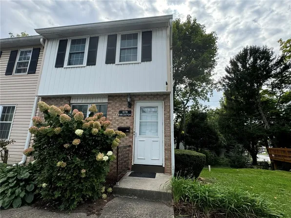 1078 Mount Hope Ave Unit 17, Rochester, NY 14620