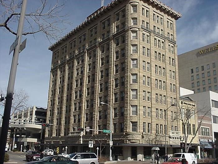 1st image of 100 N 12th St APT 605