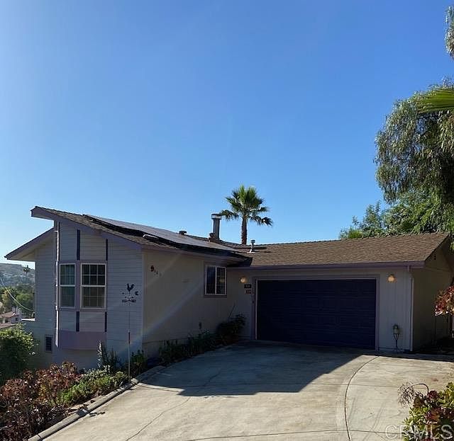 1st image of 9169 Paradise Park Dr