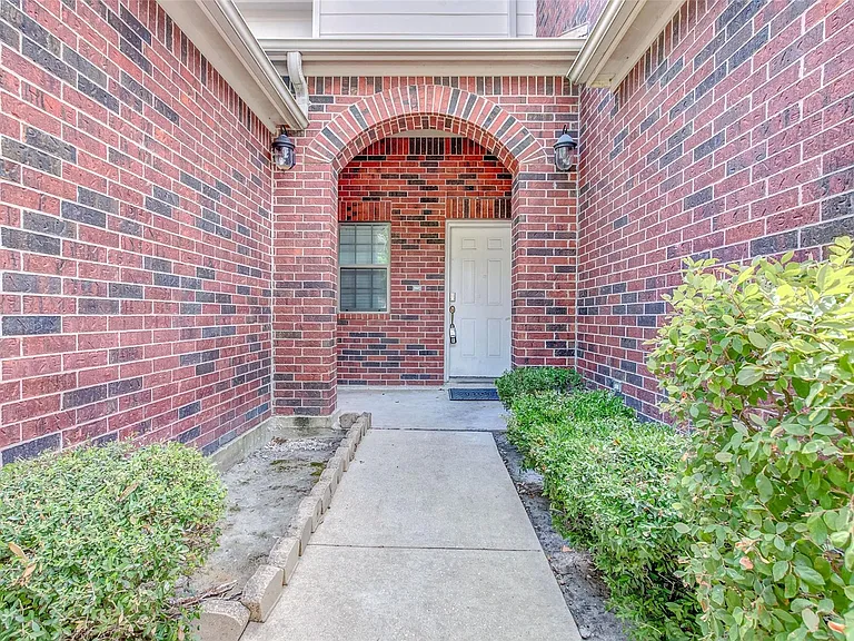 3742 E Ashford Villa Ln — Photo 3