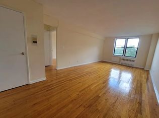 78-40 164th St #4V, Fresh Meadows, NY 11366
