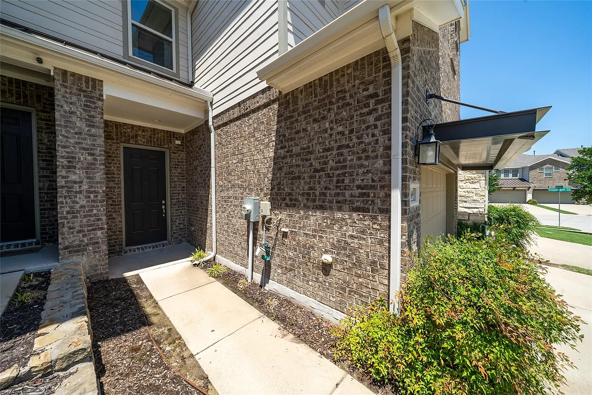 Building Photo - 17769 Shumard Oak Dr