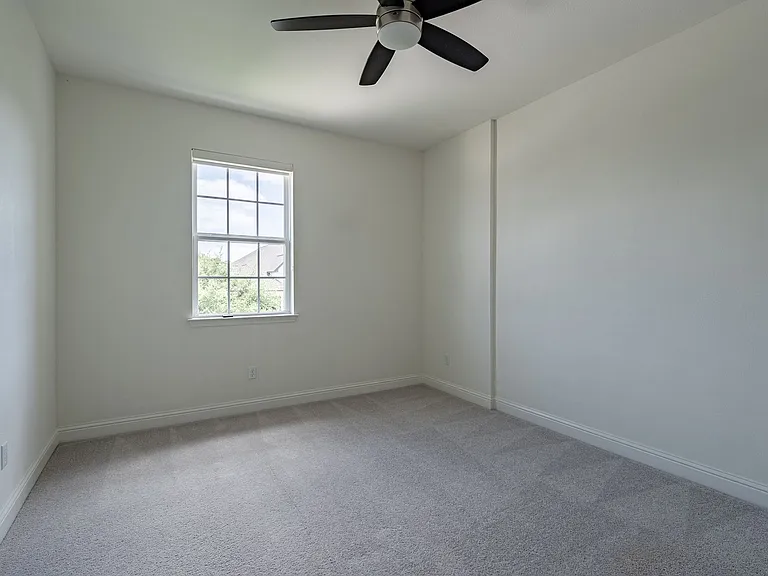 212 Eiglehart Rd — Photo 25