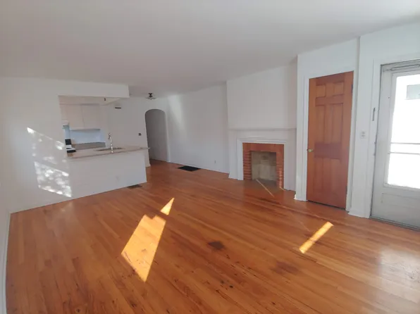 54 E Kanawha Ave, Columbus, OH 43214