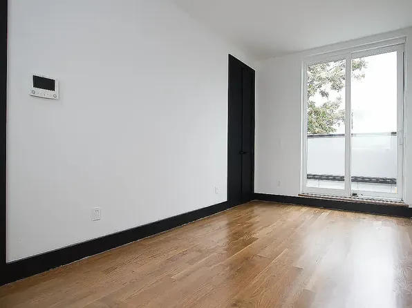 1610 New York Avenue image 6 of 9