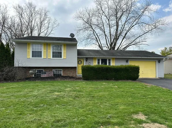 777 Celine Ct, West Jefferson, OH 43162