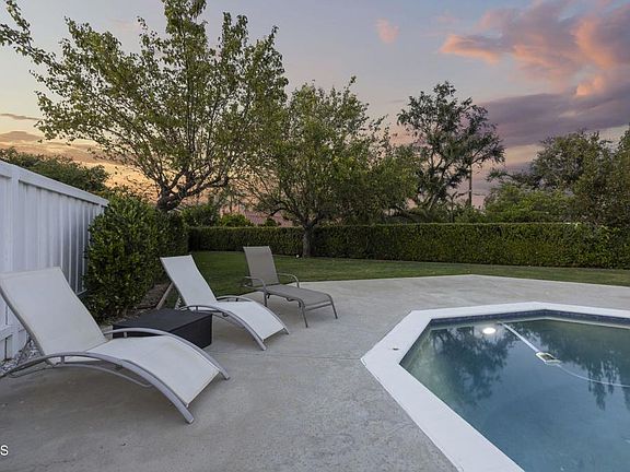3rd image of 2953 Rockridge Pl