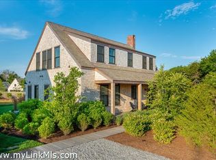 8 Hawthorne Ln #A, Nantucket, MA 02554
