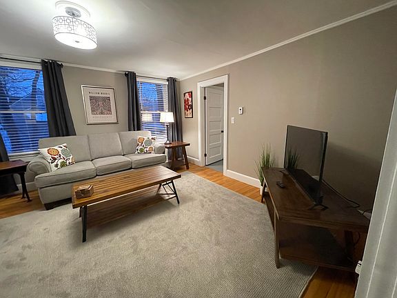 3rd image of 1 Norwood Avenue