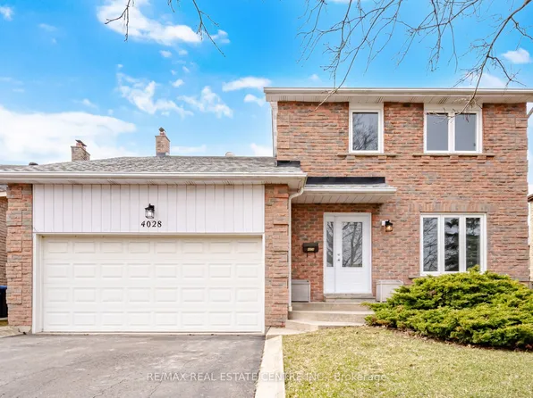 4028 Sasha Ct, Mississauga, ON L4W 3K9