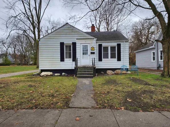 447 Allis St, Adrian, MI 49221