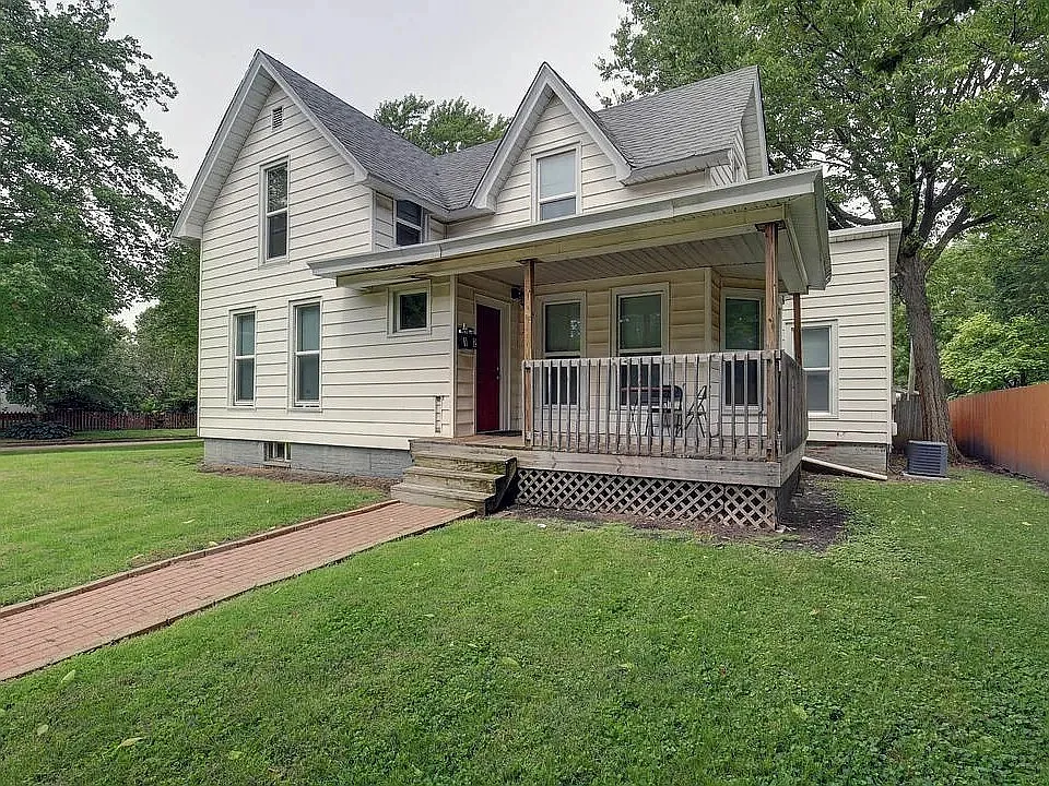 312 W Columbia Ave photo 1