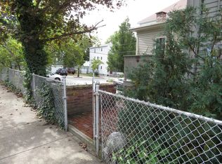 21 South St APT T, Pawtucket, RI 02860