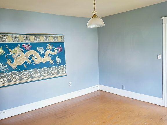 5th image of 21 Ardmore St #25