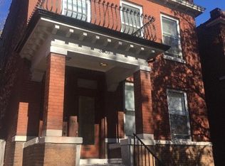 3005 Victor St, Saint Louis, MO 63104