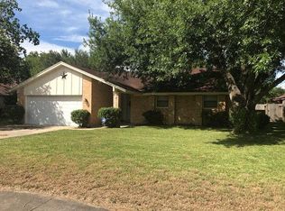 312 Beechwood Dr, Victoria, TX 77901