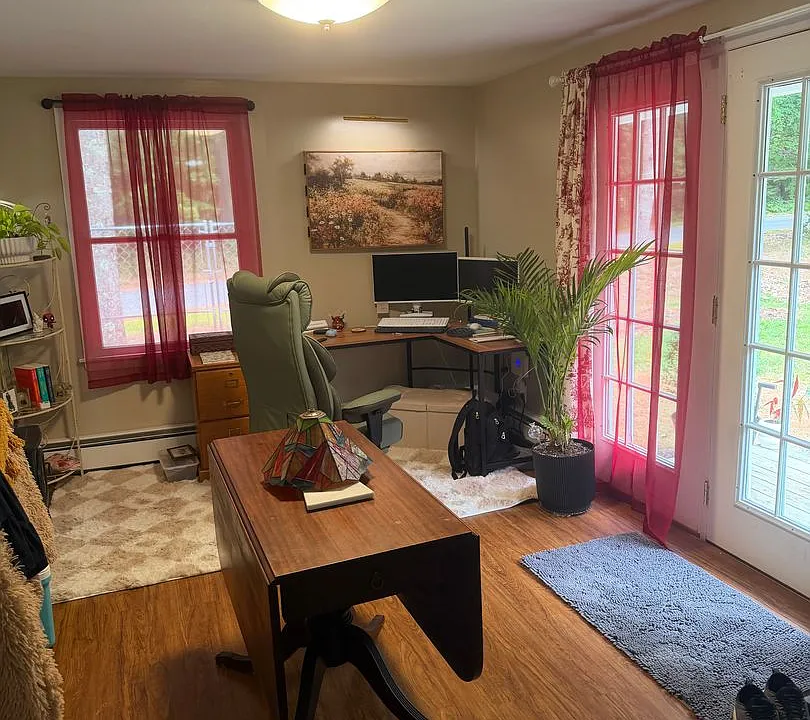 2 Breckenridge Ct