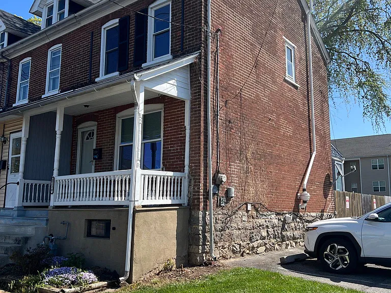 1320 N New St — Photo 4