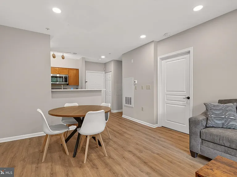 12919 Alton Sq #220 — Photo 14