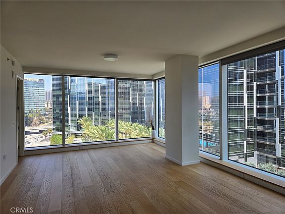 3rd image of 889 Francisco St Unit 1509