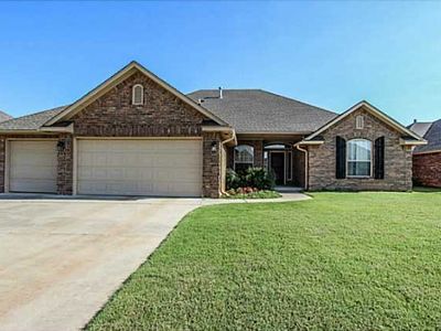 3213 Valley Holw, Norman, OK, 73071
