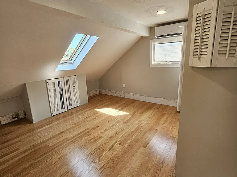 30 Gardner St #1 — Photo 7