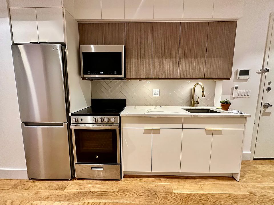1st image of 223 E 96th St #1