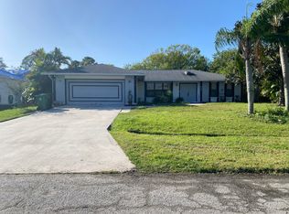 162 SW Exmore Ave, Pt Saint Lucie, FL 34953