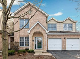 53 Cary St, Cary, IL 60013