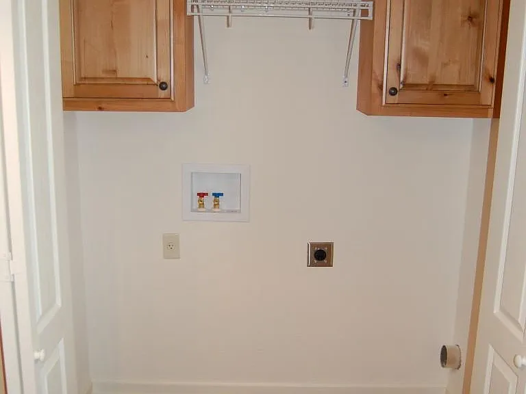 9 Moss Woods Cv — Photo 24