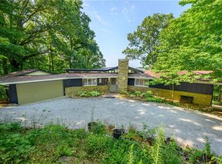 461 Freeman Ridge Rd, Nashville, IN 47448