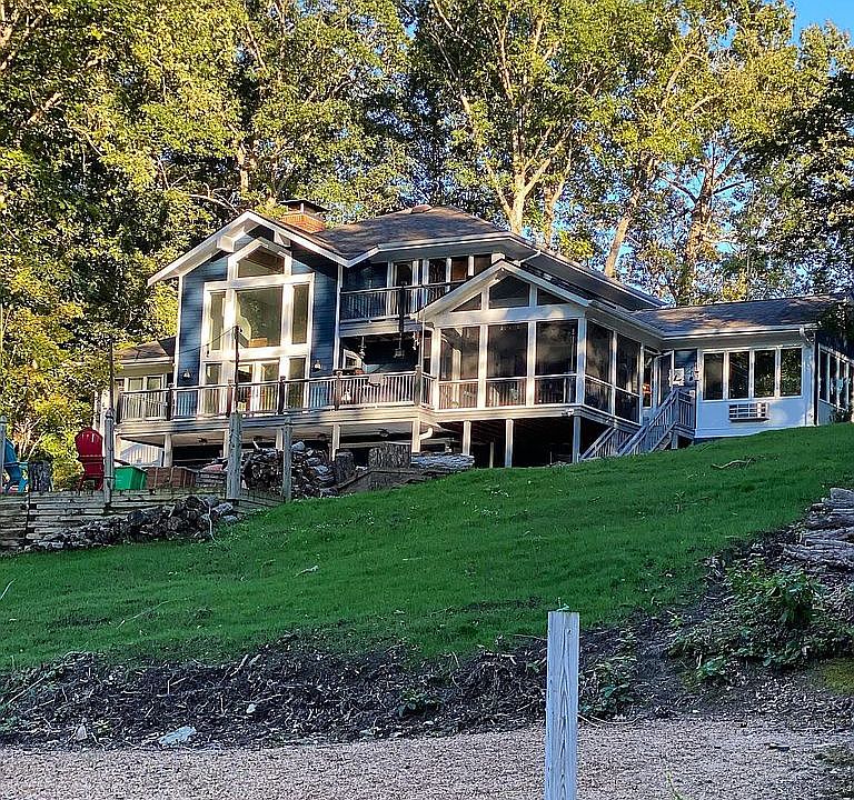 1st image of 20212 Oak River Ct