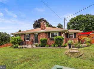 5192 E Prospect Rd, York, PA 17406