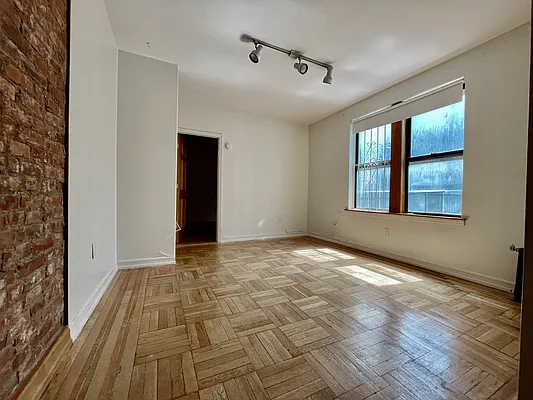 Rented by Corcoran | media 4