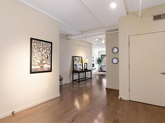 2nd image of 915 Olive St APT 1407